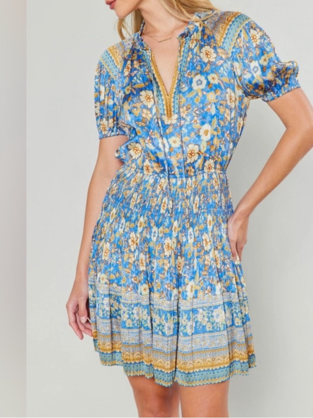 Current Air Venice Beach Blue Floral Tie-Neck Dress Size Medium